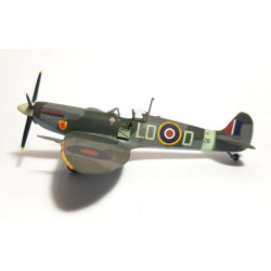 Supermarine Spitfire Mk. IX 1/72