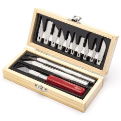 Coltelli nr. 1-2-5 con 10 Lame in Box di Legno