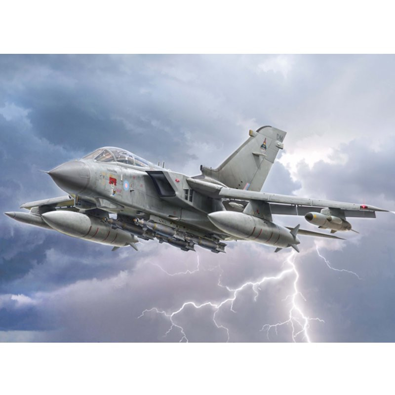M.R.C.A. Tornado GR.4 1/32