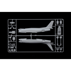 North American F-86E "Sabre" 1/48