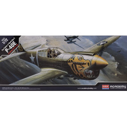 Curtiss P-40E Warhawk 1/72