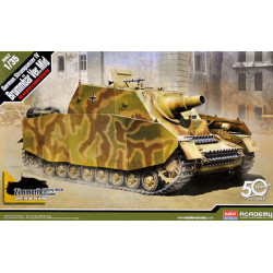 German Sturmpanzer IV Brummbar "Mid Version" 1/35