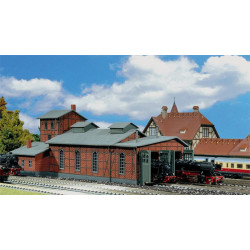 Rimessa per due Locomotive