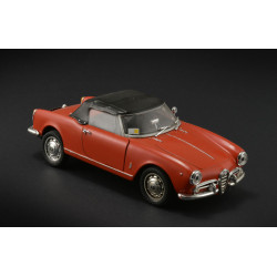 Alfa Romeo Giulietta Spider 1300 1/24