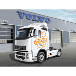 Volvo FH16 520 "Sleeper Cab" 1/24