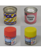 Vernici sintetiche in barattolo